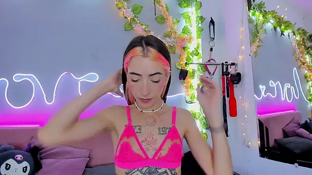 Snapshot of YouliteSllut2 chatting on January 2025 11:00:01 PM YouliteSllut2 online show from January 2025 11:00:01 PM