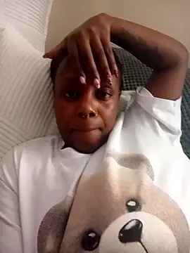 Miss Amani online show from October 2025 12:06:02 PM