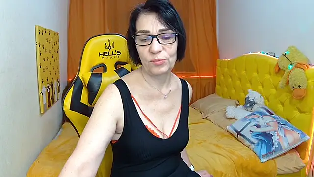 Snapshot of SandraHormas chatting on January 2025 10:29:02 AM SandraHormas online show from January 2025 10:29:02 AM