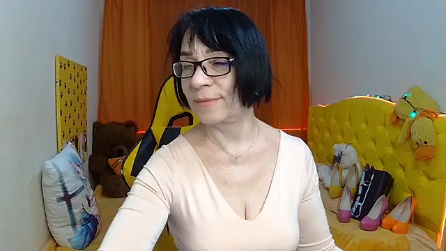 Snapshot of SandraHormas chatting on January 2025 07:57:01 AM SandraHormas online show from January 2025 07:57:01 AM
