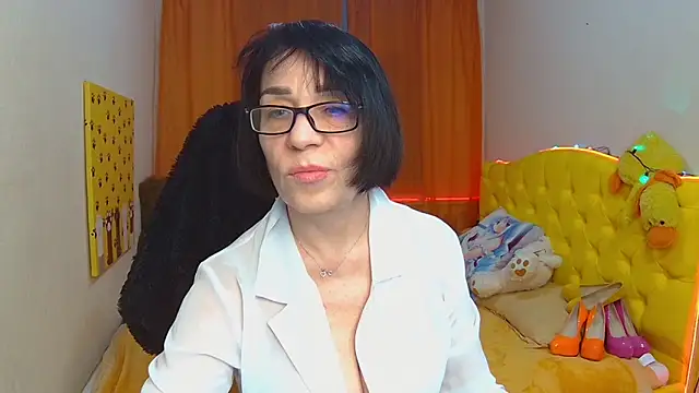 Snapshot of SandraHormas chatting on February 2025 05:10:02 PM SandraHormas online show from February 2025 05:10:02 PM