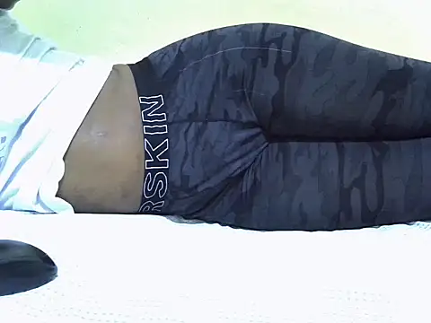 sweetangel41 online show from October 2025 09:20:01 AM