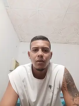 Snapshot of Andres0908Lp chatting on July 2026 03:41:02 PM Andres0908Lp online show from July 2026 03:41:02 PM