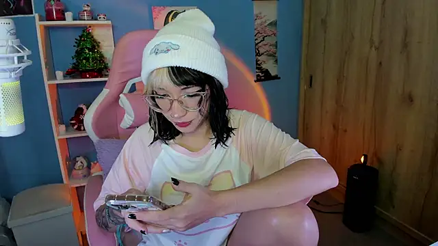 Artic love online show from March 2025 07:08:02 AM