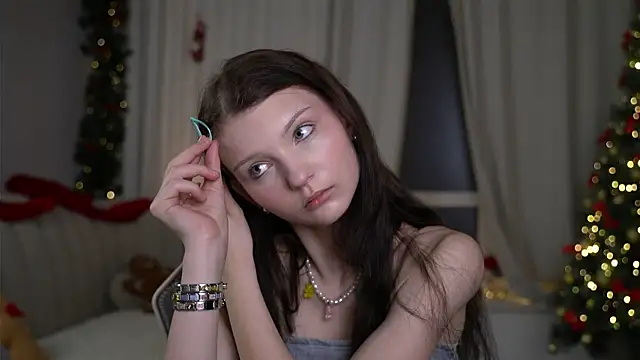 CindyGarrison online show from December 2025 11:44:02 PM