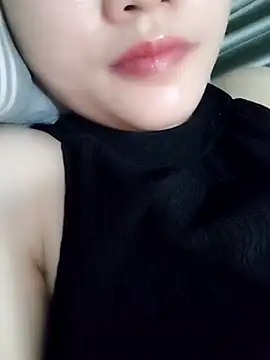 Snapshot of Sexyass13 chatting on September 2025 06:12:02 AM Sexyass13 online show from September 2025 06:12:02 AM