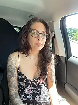 Snapshot of BeautifulMesss chatting on June 2026 03:22:02 PM BeautifulMesss online show from June 2026 03:22:02 PM