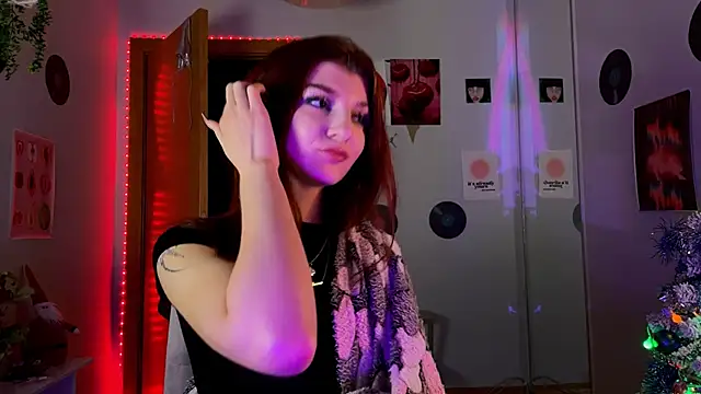 Snapshot of Bunny_ShyGirl chatting on December 2024 06:33:01 AM Bunny ShyGirl online show from December 2024 06:33:01 AM