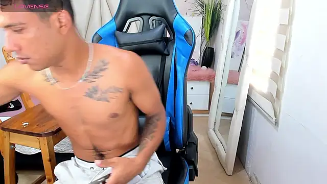 Backsex boy online show from February 2025 03:21:01 PM