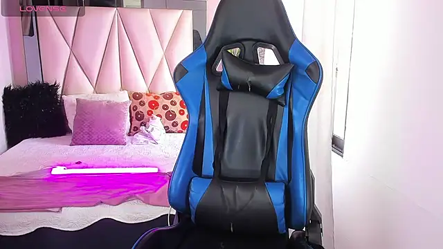 Backsex boy online show from March 2025 03:40:01 PM