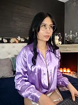 NayeCloud online show from February 2025 03:34:02 AM