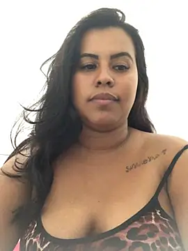 Snapshot of lollitta-33677 chatting on January 2025 11:01:02 PM lollitta-33677 online show from January 2025 11:01:02 PM