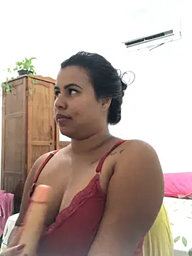 Snapshot of lollitta-33677 chatting on January 2025 08:04:02 PM lollitta-33677 online show from January 2025 08:04:02 PM