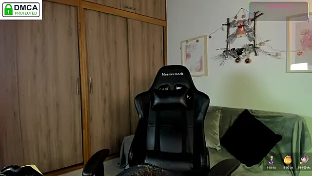 Snapshot of aleja_montiel__ chatting on December 2025 12:58:01 PM aleja montiel online show from December 2025 12:58:01 PM