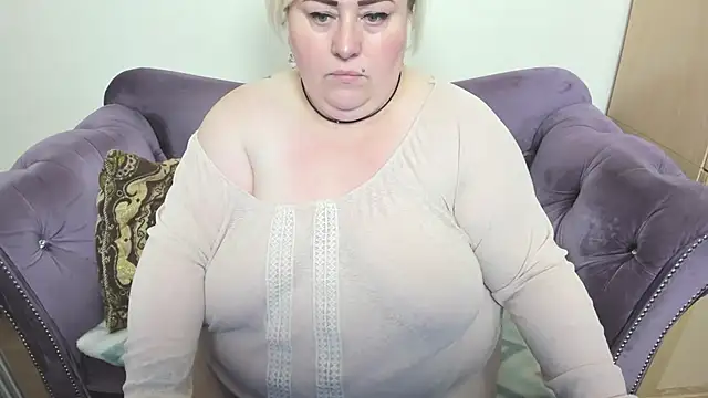 fashiona online show from November 2025 09:44:02 AM