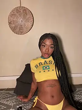 Snapshot of Isaa_Coleman_ chatting on December 2024 11:21:01 PM Isaa Coleman  online show from December 2024 11:21:01 PM