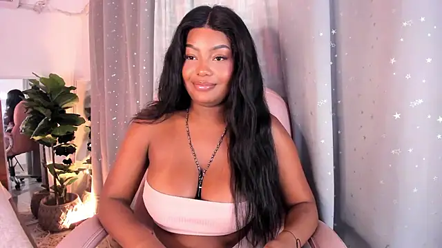 Snapshot of Isaa_Coleman_ chatting on February 2025 11:28:02 PM Isaa Coleman  online show from February 2025 11:28:02 PM