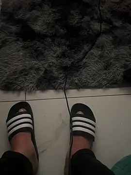 Snapshot of Lucom23 chatting on February 2026 01:39:02 AM Lucom23 online show from February 2026 01:39:02 AM