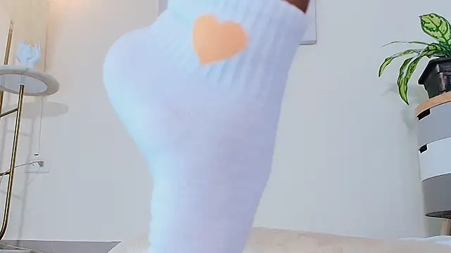 Snapshot of marce_algara chatting on February 2025 09:28:01 AM marce algara online show from February 2025 09:28:01 AM