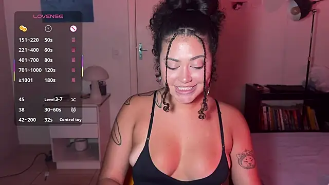 Snapshot of ann4montez_ chatting on April 2026 03:46:02 AM ann4montez online show from April 2026 03:46:02 AM