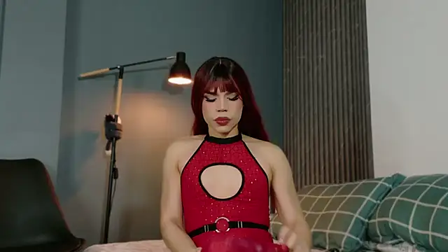 Snapshot of LucyGiraldo chatting on September 2025 11:38:02 PM LucyGiraldo online show from September 2025 11:38:02 PM