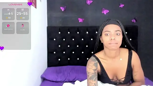Snapshot of Marce_22 chatting on August 2026 05:48:02 PM Marce 22 online show from August 2026 05:48:02 PM