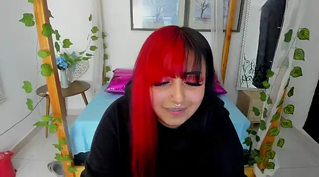 lussyevans24 online show from February 2025 10:29:02 AM