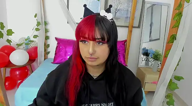 lussyevans24 online show from February 2025 08:17:02 AM