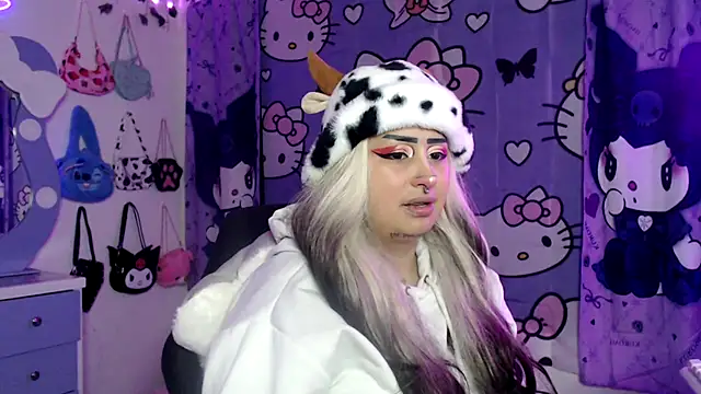 lussyevans24 online show from September 2025 06:23:02 AM