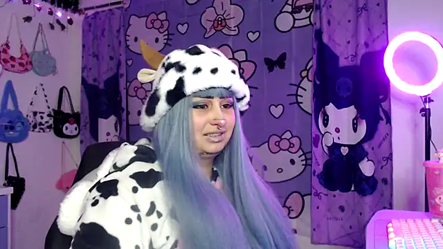 lussyevans24 online show from October 2025 05:27:02 AM