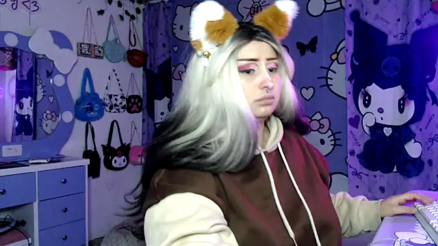 lussyevans24 online show from December 2025 04:39:01 AM