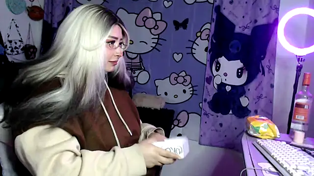 lussyevans24 online show from April 2026 03:06:01 AM