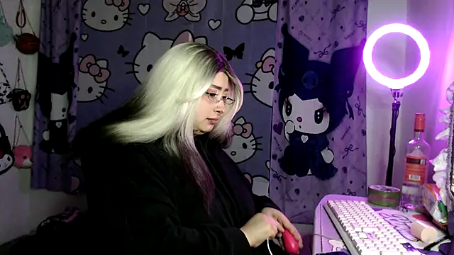 lussyevans24 online show from April 2026 02:50:02 AM