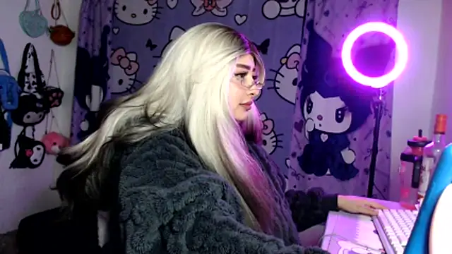 lussyevans24 online show from May 2026 04:31:01 AM