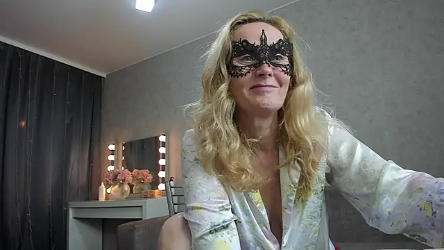 angelica marquise online show from December 2024 06:41:01 PM