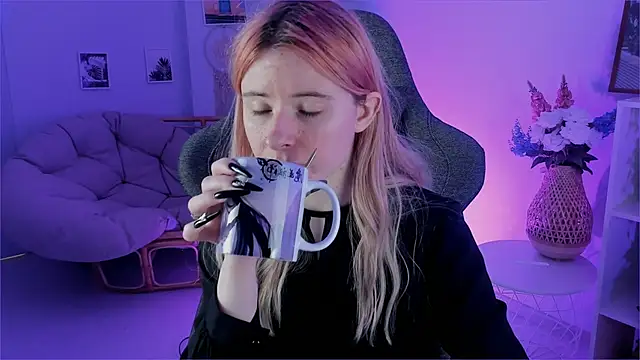 LexiWenford online show from December 2024 03:16:02 AM