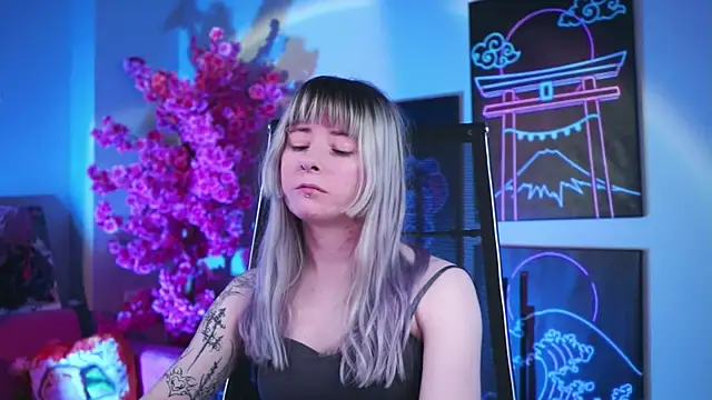 Snapshot of LexiWenford chatting on April 2026 03:15:01 AM LexiWenford online show from April 2026 03:15:01 AM