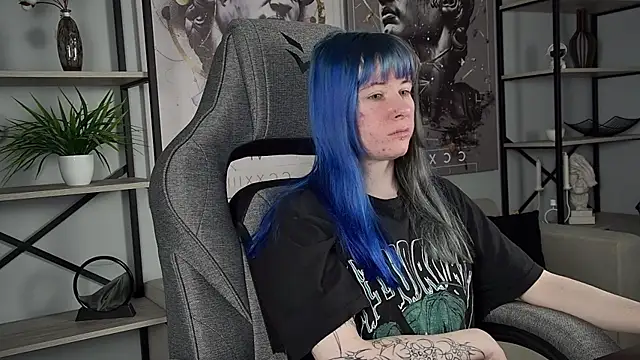 Snapshot of LexiWenford chatting on April 2026 02:56:01 AM LexiWenford online show from April 2026 02:56:01 AM