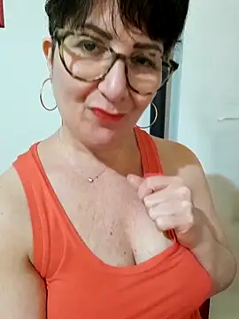 Viola8p online show from February 2026 03:27:02 PM