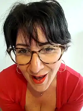 Snapshot of Viola8p chatting on April 2026 09:26:02 AM Viola8p online show from April 2026 09:26:02 AM