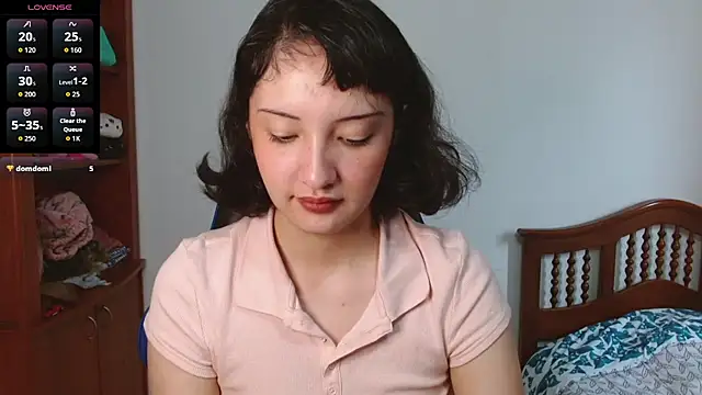 alexaa08 online show from October 2025 12:30:01 PM