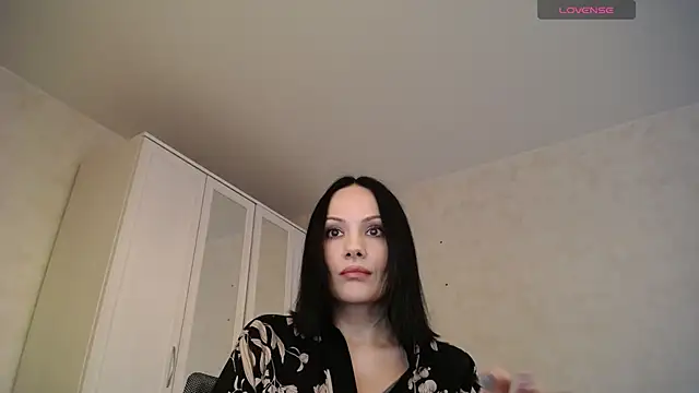 Devil Goddess online show from November 2025 01:14:02 PM