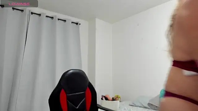 Sanddi milff online show from March 2025 09:43:01 PM