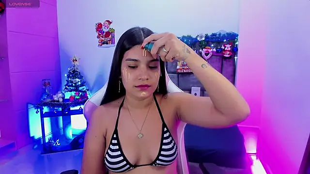 Snapshot of imsofy_ chatting on December 2024 07:48:02 PM imsofy  online show from December 2024 07:48:02 PM