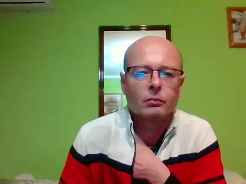 Snapshot of Tiger202441 chatting on October 2025 08:19:02 PM Tiger202441 online show from October 2025 08:19:02 PM