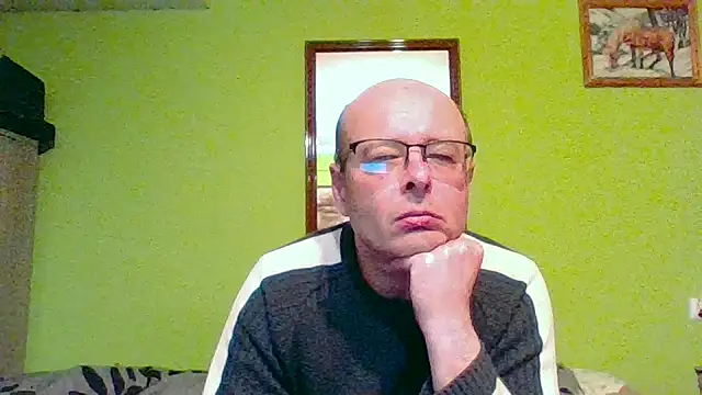 Snapshot of Tiger202441 chatting on April 2026 09:28:01 PM Tiger202441 online show from April 2026 09:28:01 PM