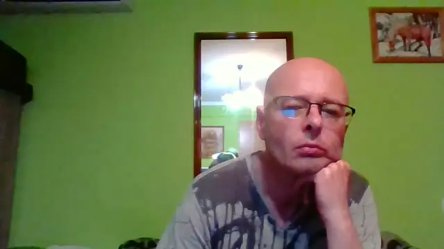 Snapshot of Tiger202441 chatting on May 2026 08:04:02 PM Tiger202441 online show from May 2026 08:04:02 PM