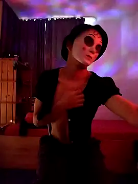 Dennis 2024 online show from January 2025 02:25:01 PM