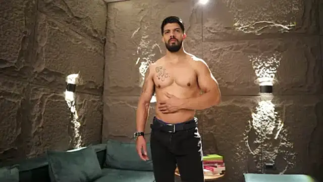 DannSaenz online show from March 2025 11:08:02 AM