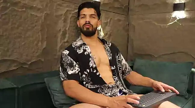 DannSaenz online show from March 2025 12:05:02 AM